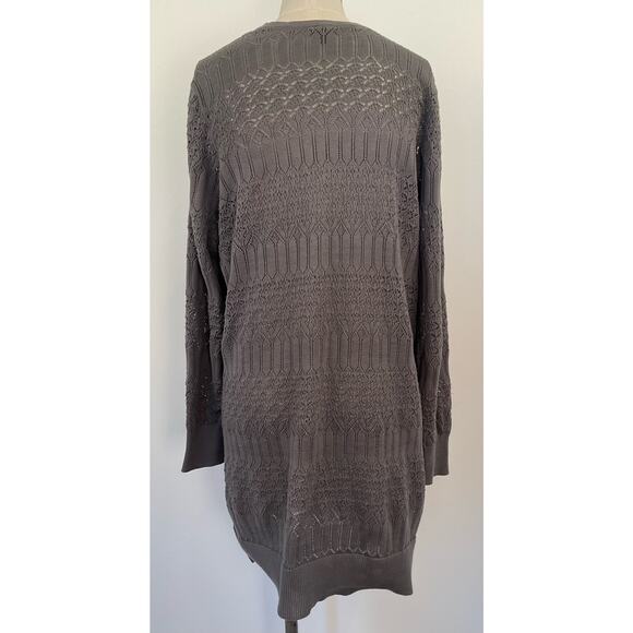 Torrid Womans Size 2 Gray Button front sweater Jacket - Picture 5 of 8